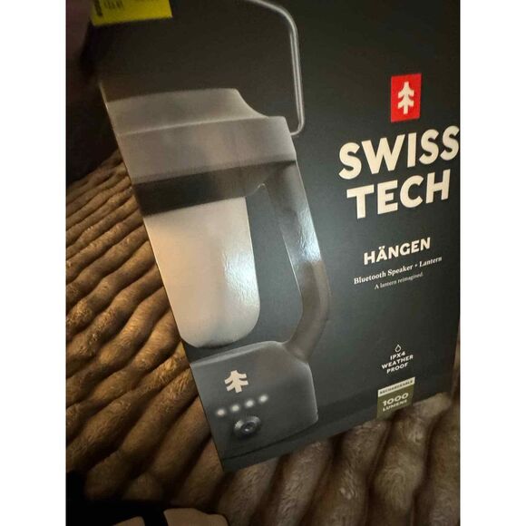 Swiss tech hangen lantern/light/lamp speaker/powerbank/charger - Picture 5 of 12